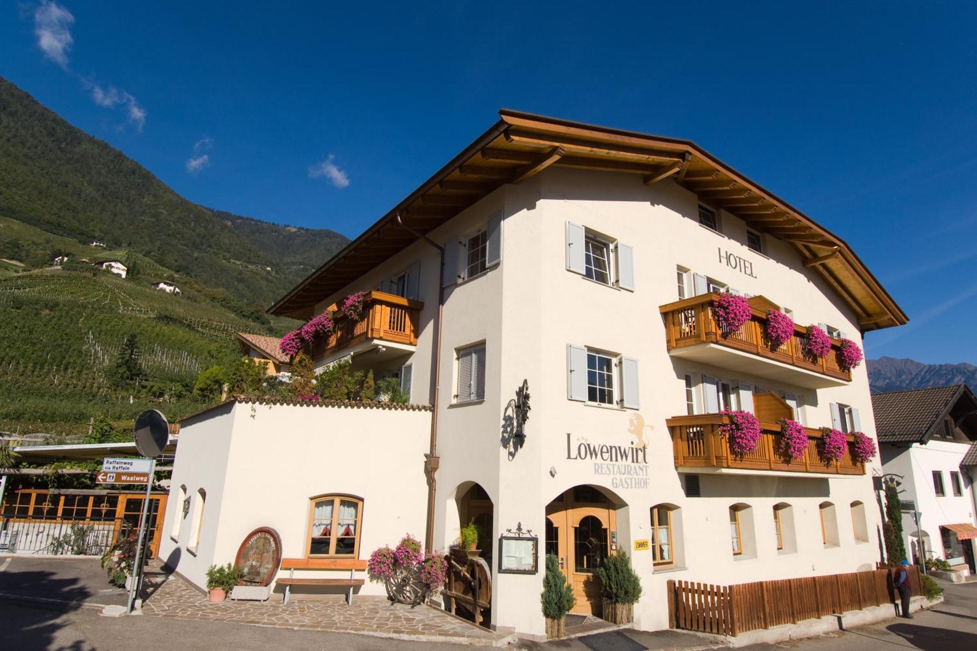 Hotel Loewenwirt Cermes Esterno foto