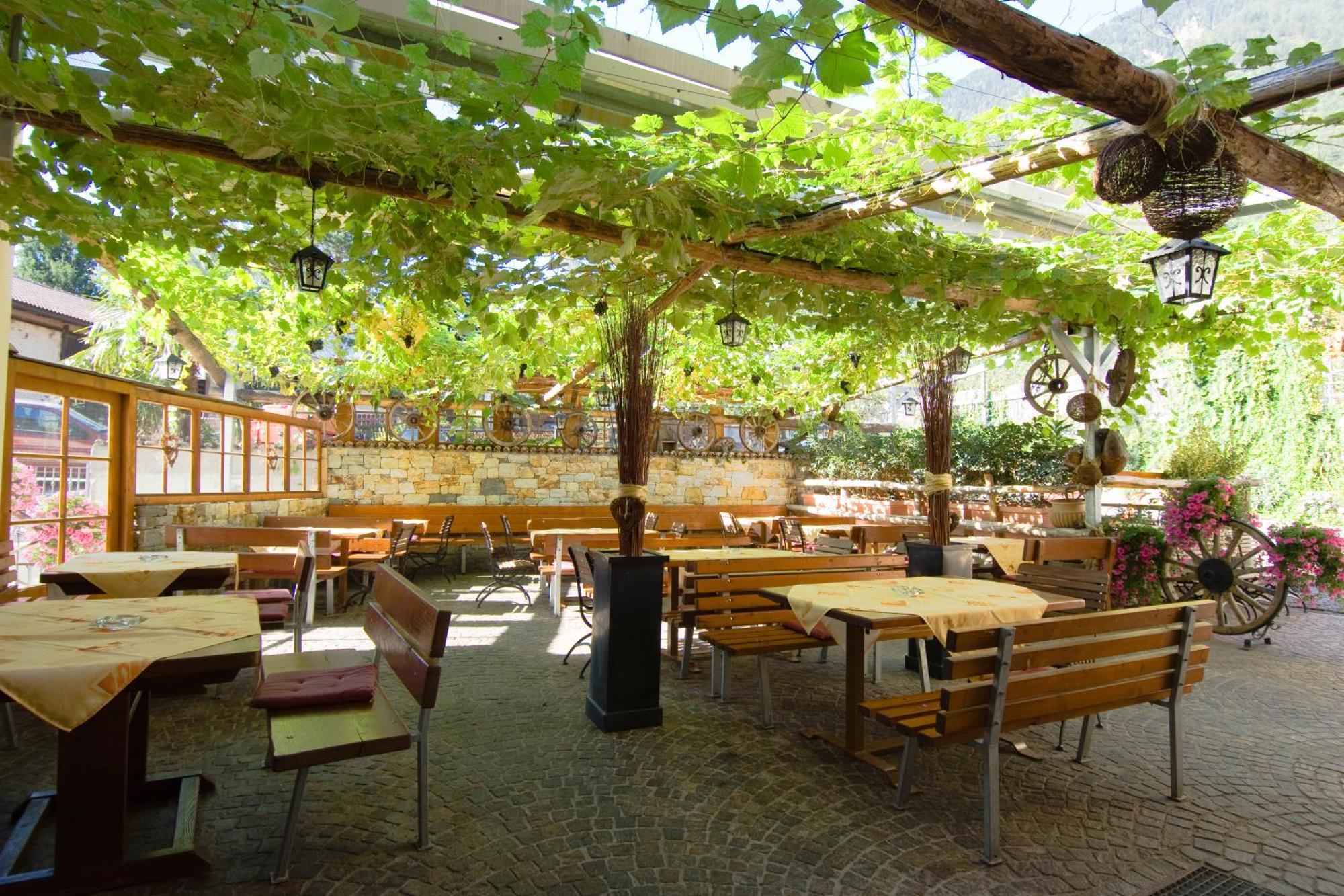 Hotel Loewenwirt Cermes Esterno foto